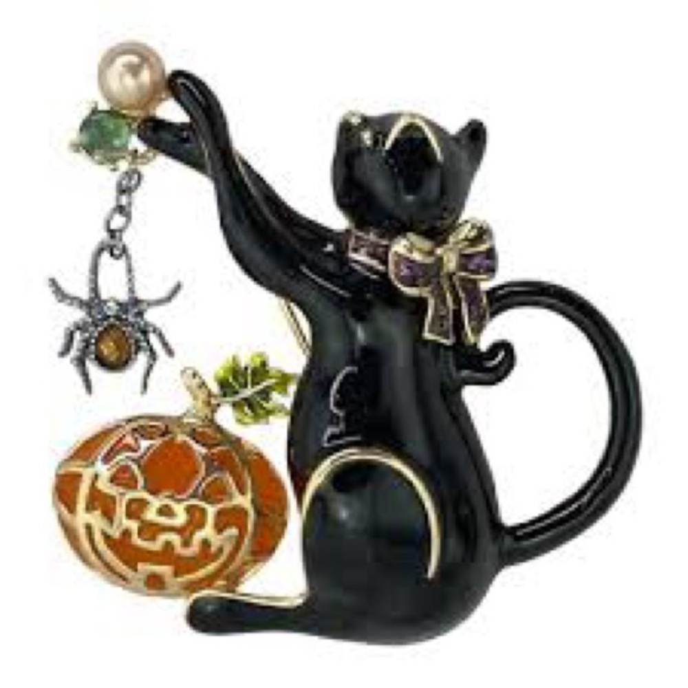 Napier Black Cat brooch with Pumpkin and Spider Charm - Picture 1 of 2